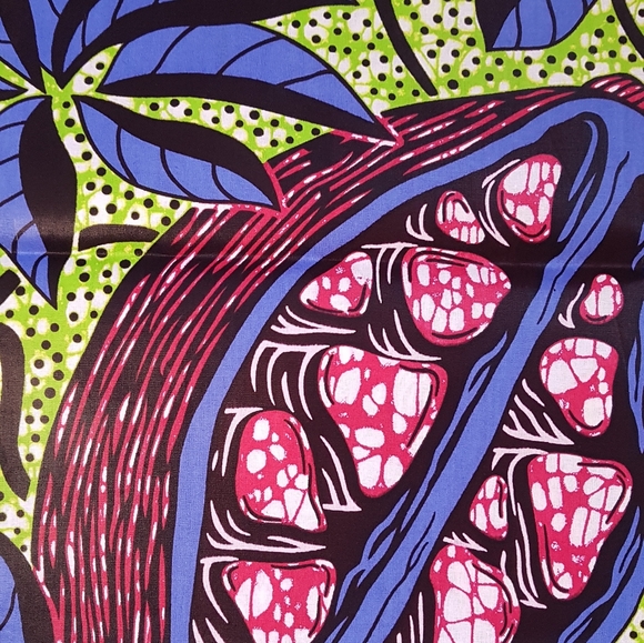 3 Layer Reversible Reusable Contoured Face Mask - Picture 3 of 7